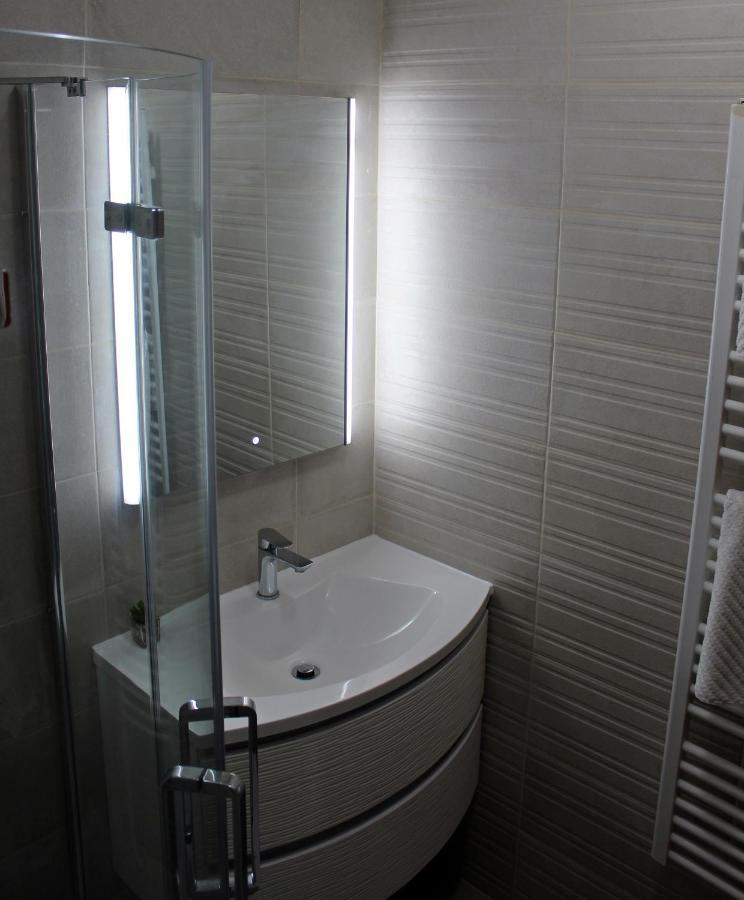 Apartment Krajacic Krk Town Exteriör bild