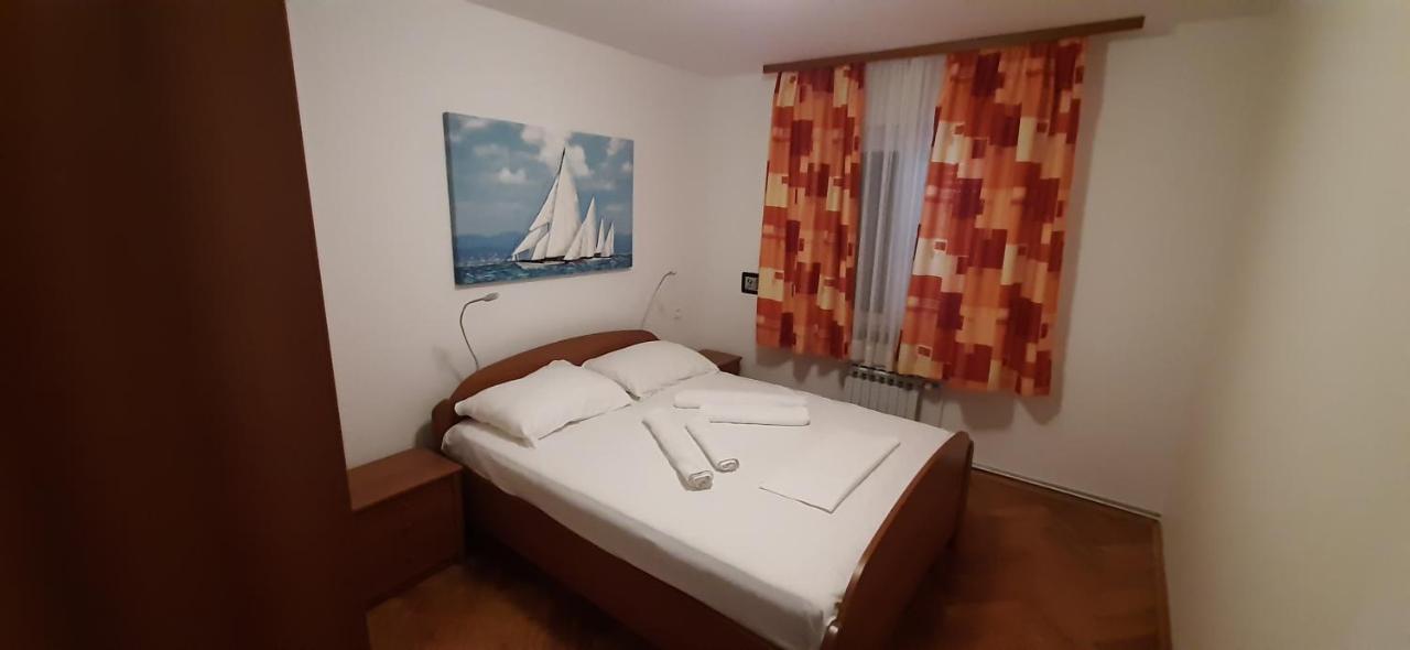 Apartment Krajacic Krk Town Exteriör bild