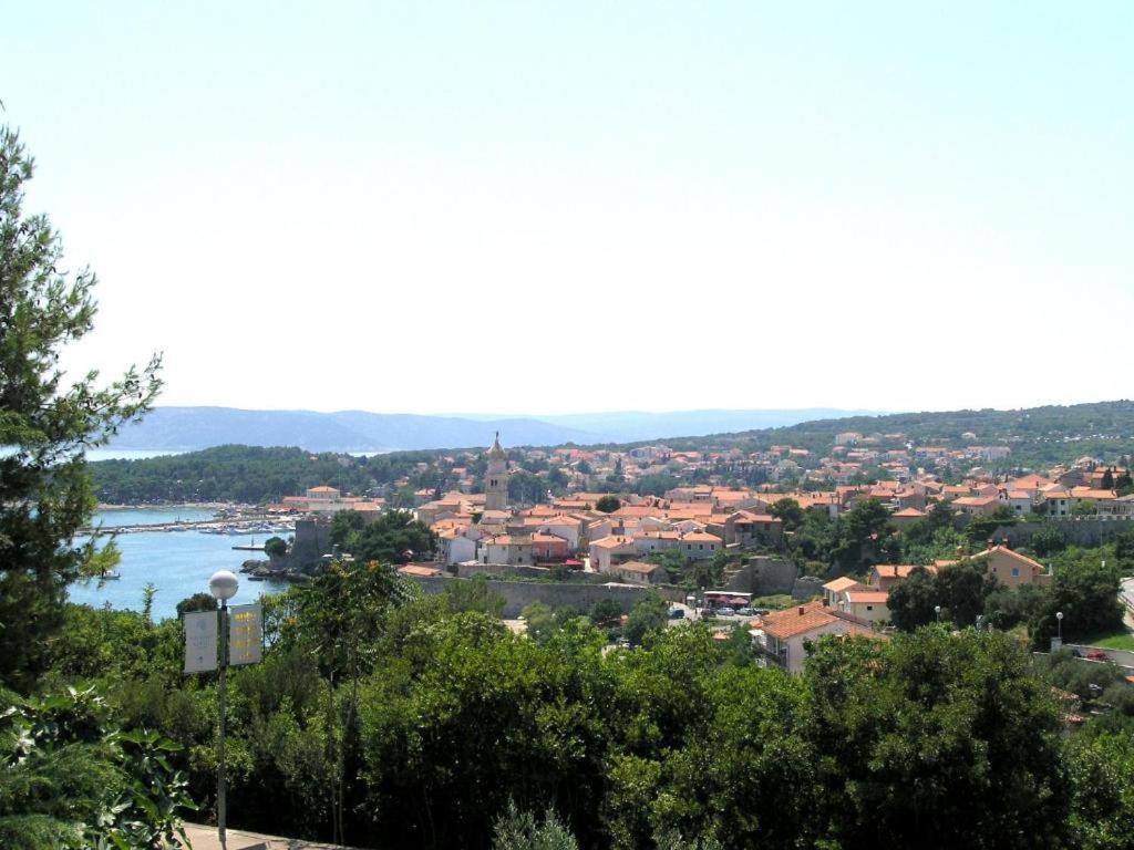 Apartment Krajacic Krk Town Exteriör bild