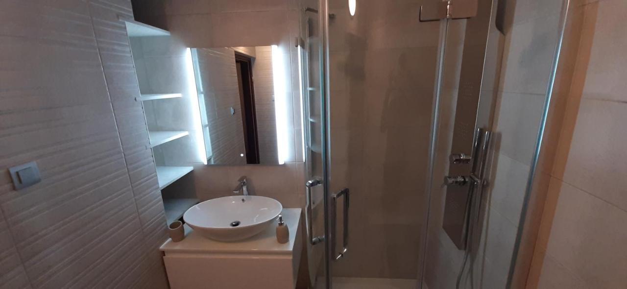 Apartment Krajacic Krk Town Exteriör bild
